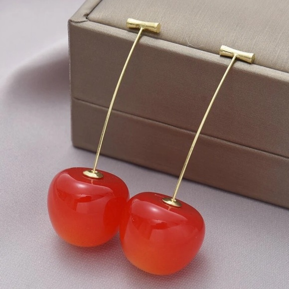◾️Ombre Cherry Drop Earrings - Picture 12 of 12